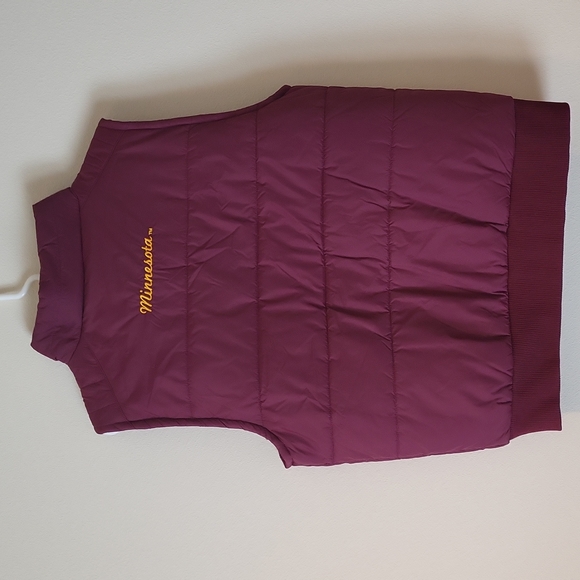 Colosseum Women's Maroon Puffer Vest. Very Goodq Condition. Size XL. - Picture 4 of 7